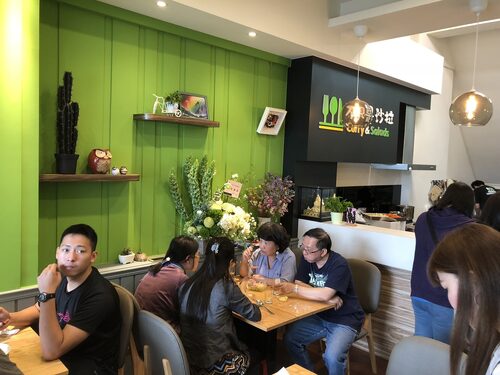 不只是沙拉 Curry&Salads 輕食專賣店 品牌形象