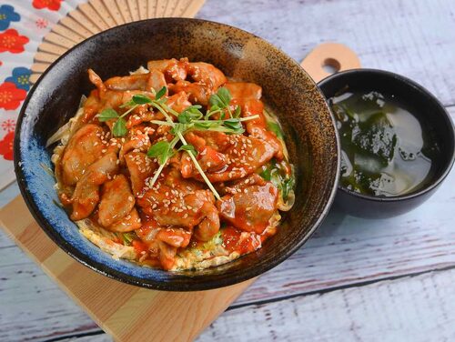 五國真湯 懷石陶阪燒、牛肉壽喜飯、讚岐烏龍麵、麻婆豆腐 產品介紹