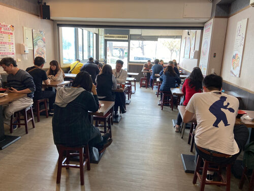 靖媽廚房 冠軍紅燒牛肉麵 品牌形象