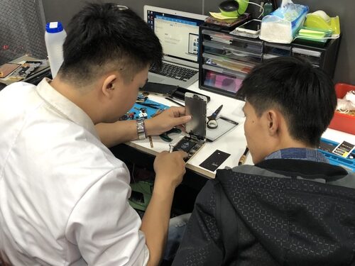 黑盒子手機維修 BLACK BOX 品牌形象