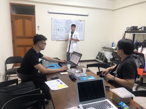 黑盒子手機維修 BLACK BOX 品牌形象