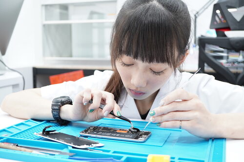 黑盒子手機維修 BLACK BOX 品牌形象