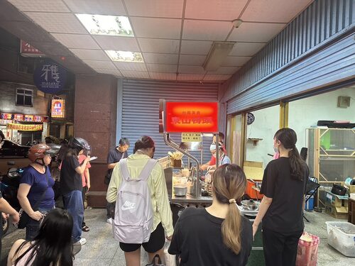 ㄚ金東山鴨頭 品牌形象