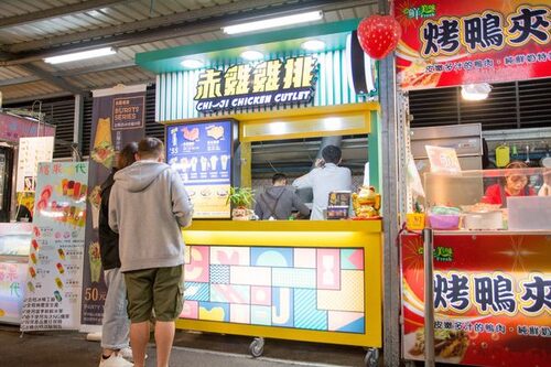 赤雞雞排 複合式連鎖餐飲 品牌形象