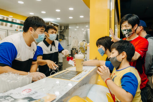 喵喜喵喜 鹹芝士奶蓋茶 品牌形象