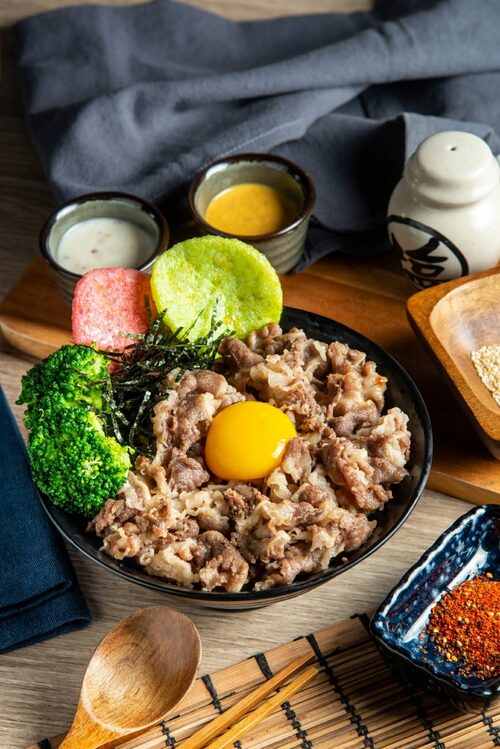 勝澤家 日式丼飯、咖哩專賣店 產品介紹