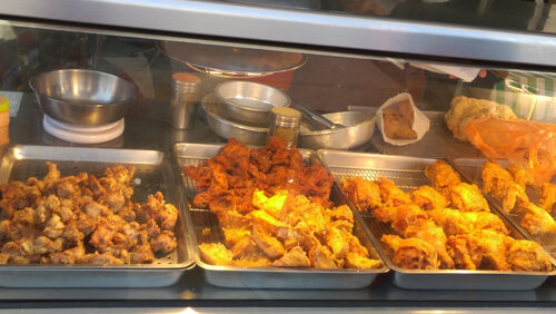 亞米炸雞 YUMMY CHICKEN 品牌形象