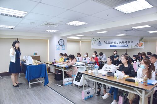 菈芳黛 / 佐登妮絲 品牌形象