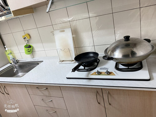 倫大美食舖 品牌形象