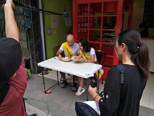 迷路炸物店 品牌形象