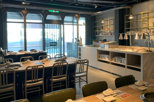 野宴燒肉餐酒館 (全新三代店) 品牌形象