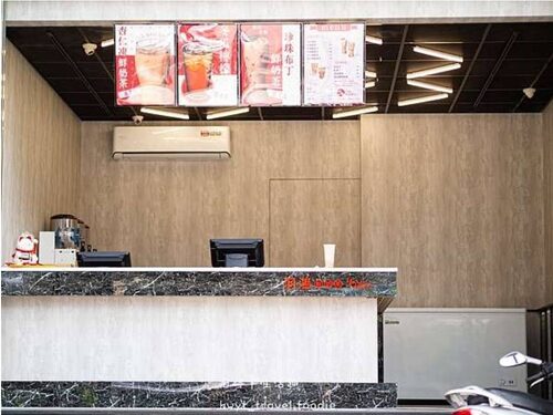 羽鴻鮮奶茶 品牌形象