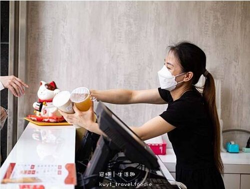 羽鴻鮮奶茶 品牌形象