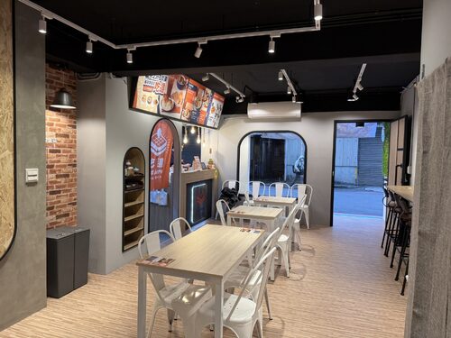 Eat here吃這炭火吐司 品牌形象