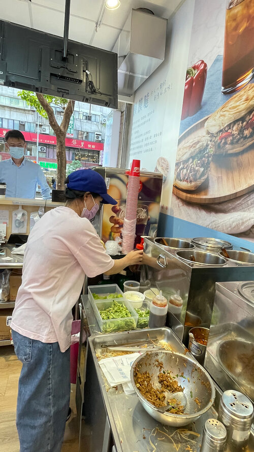 饃饃噠心動肉夾饃 品牌形象