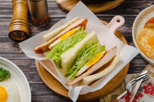 易百分肉蛋吐司早餐店 產品介紹