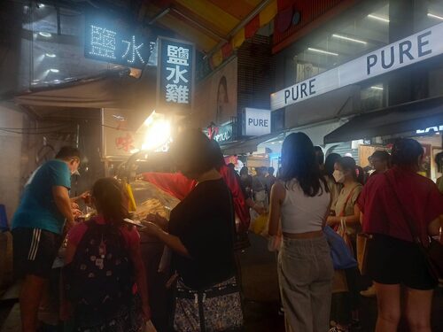 舟董鹽水雞 品牌形象