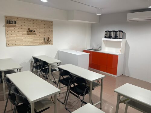 茶裡不然 品牌形象