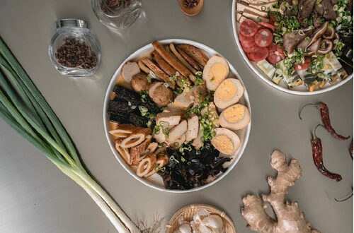 鼎-現炒榨菜肉絲麵 產品介紹