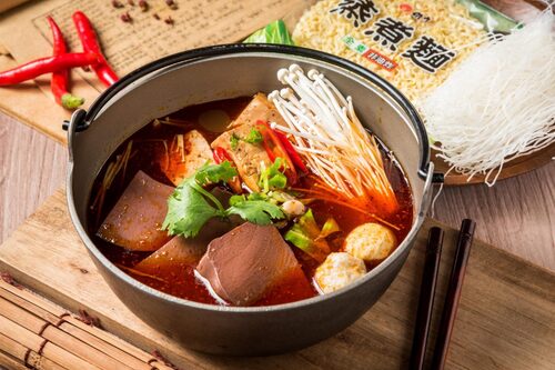 涼師父麻辣鴨血豆腐專賣店 產品介紹