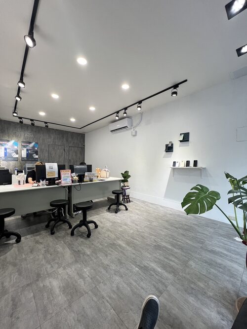 圓方電信 品牌形象