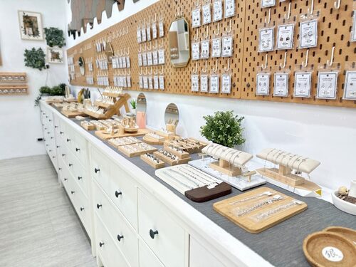 銀47 純銀飾品水晶專賣店 品牌形象