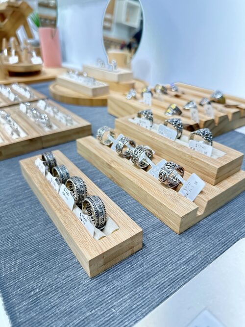 銀47 純銀飾品水晶專賣店 產品介紹