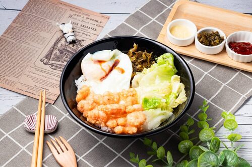 蝦味鮮 爆漿蝦仁排骨飯 產品介紹