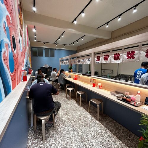 澎發號 雞湯小卷米粉 品牌形象