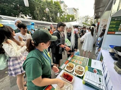 日乃屋日式咖哩 品牌形象