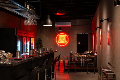 凰饗串串香 品牌形象