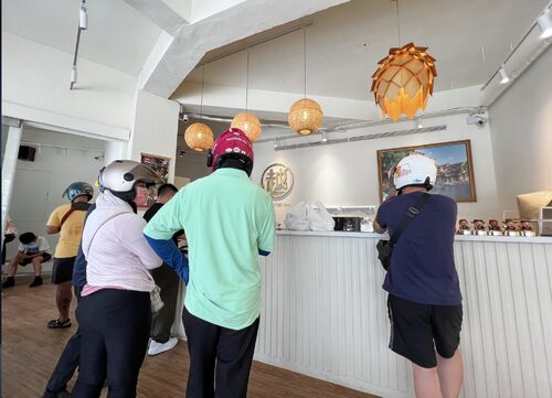 越好吃越南料理 品牌形象