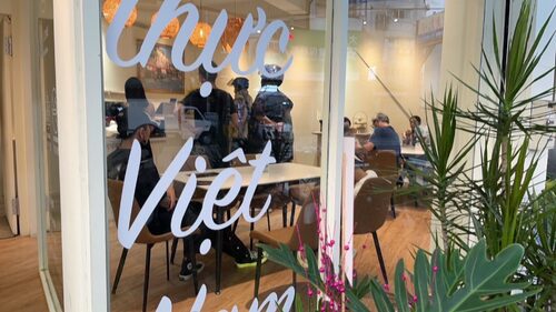 越好吃越南料理 品牌形象