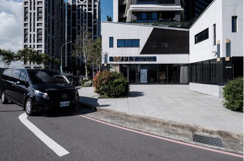 吾飛藝術銀行 品牌形象