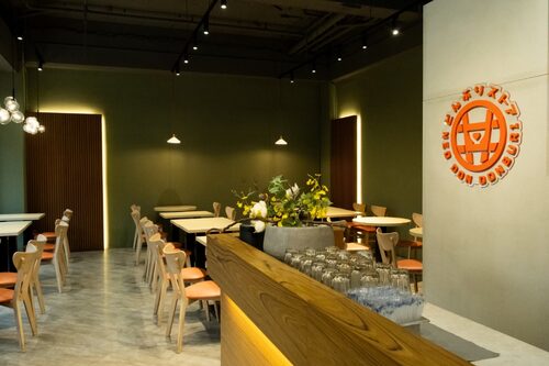 牛洞-丼飯專賣 品牌形象