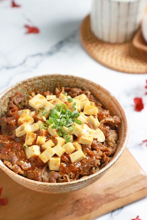 牛洞-丼飯專賣 產品介紹