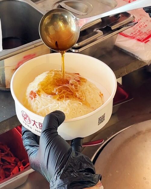 大頭雞薑片茶油雞 產品介紹