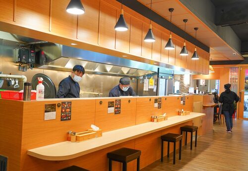 臥龍拉麵 品牌形象