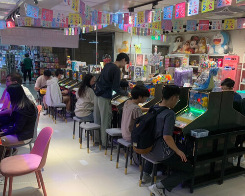 兔兔(TWO&TWO)彈珠店 品牌形象