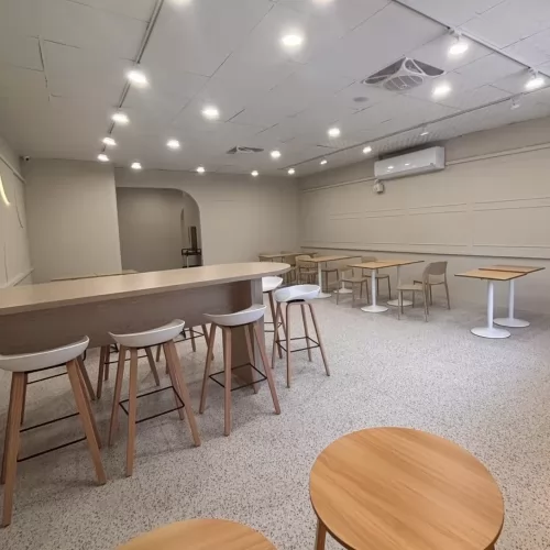 早到晚到 品牌形象